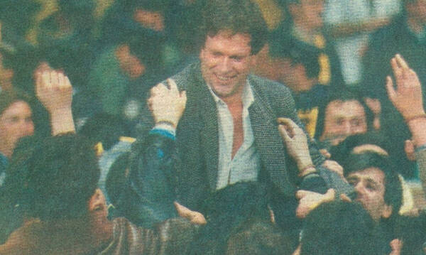 Σε λαϊκό προσκύνημα στο Αλεξάνδρειο η σορός του Γιάννη Ιωαννίδη