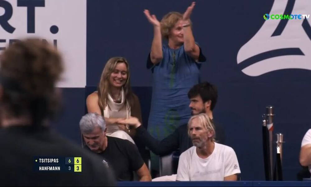 Στέφανος Τσιτσιπάς: Εύκολα στα ημιτελικά της Αμβέρσας – Το χάρηκε η Μπαντόσα (vids)