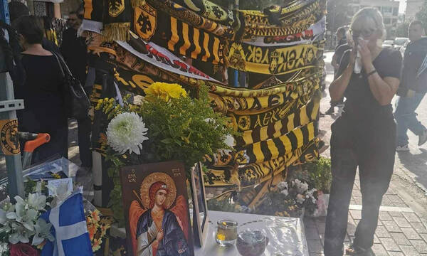 ΑΕΚ: «Είναι πάντα εδώ, στη σκέψη και την καρδιά μας» - Τρισάγιο στη μνήμη του Μιχάλη Κατσούρη