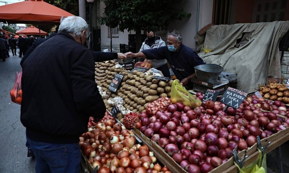Ακρίβεια: Αυξήσεις «φωτιά» έως 166% στις τιμές των οπωροκηπευτικών