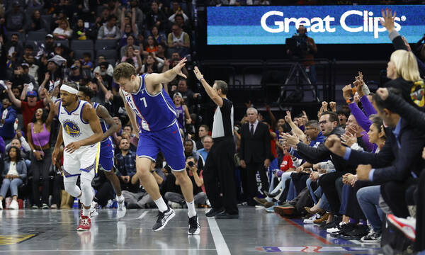 Σάσα Βεζένκοφ: Έτσι οδήγησε τους Κινγκς στους «8» του Κυπέλλου στο NBA - Δείτε τα highlights του