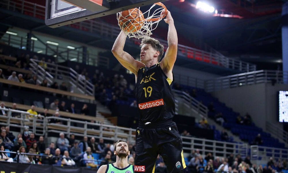 ΑΕΚ – Σάσαρι 110-79: «Καταιγίδα» η «Ένωση» προκρίθηκε στους «16» του Basketball Champions League