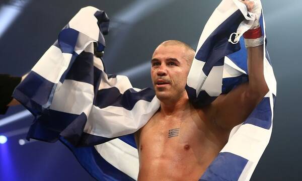 Μιχάλης Ζαμπίδης: Συγκλονίζει ο Iron Mike - «Δεν απολαμβάνα τους αγώνες, βασανιζόμουν...» (vids)