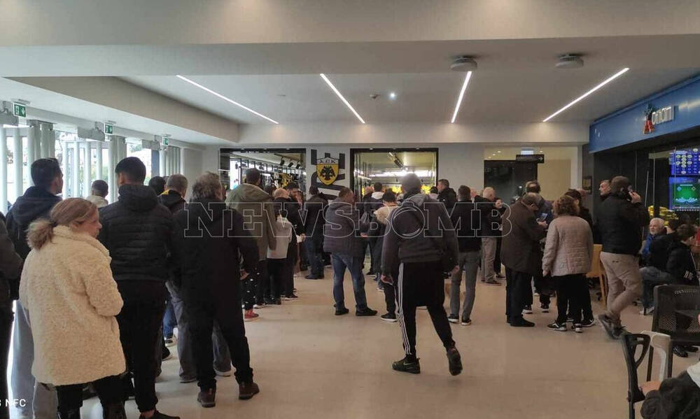 AEK: Λατρεία κι αποθέωση για τον Θωμά Μαύρο! – Περισσότεροι από 3.000 φίλαθλοι στην «OPAP Arena»