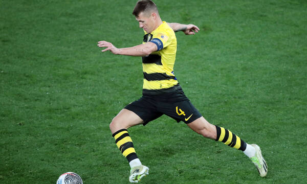 AEK: Μεγάλη ζημιά με Σιμάνσκι – Εκτός δράσης για πάνω από ένα μήνα