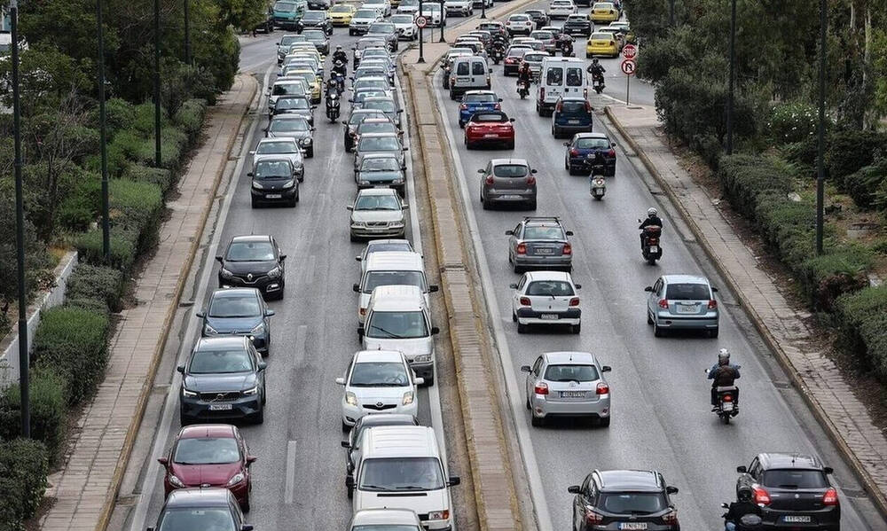 Τέλη Κυκλοφορίας: Ανατροπή και αυξήσεις - Ποιοι οδηγοί θα πληρώνουν περισσότερα