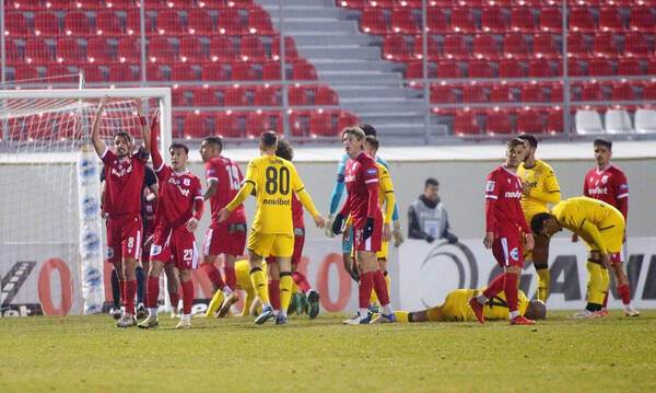 Super League, Πανσερραϊκός-Άρης 1-1: Η τελευταία λέξη άνηκε στον Άλεξιτς