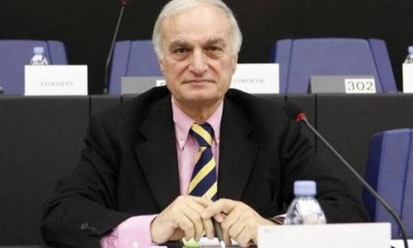 Μανώλης Μαυρομάτης: Κρίσιμες ώρες για τον δημοσιογράφο - Εσπευσμένα στην Εντατική