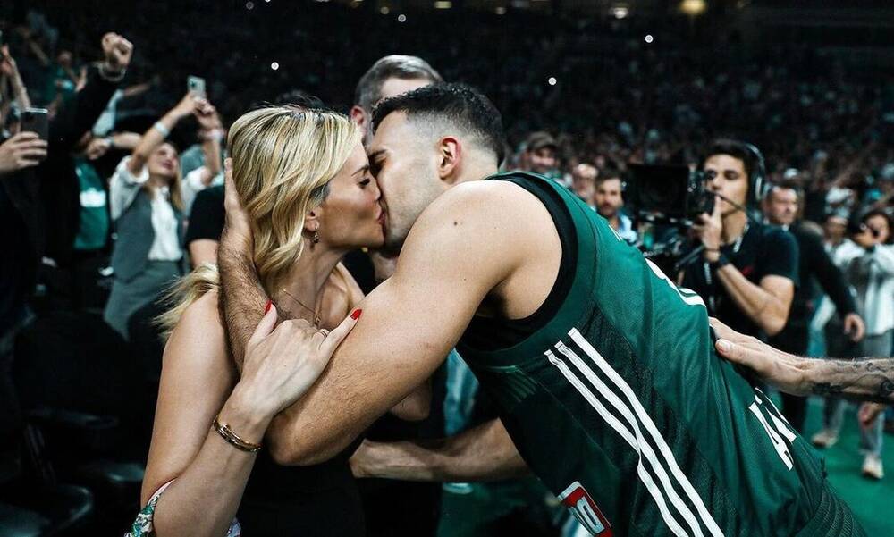 Κώστας Σλούκας: Ήρθε στον κόσμο ο γιος του! Γέννησε η Μαρία Δαρσινού