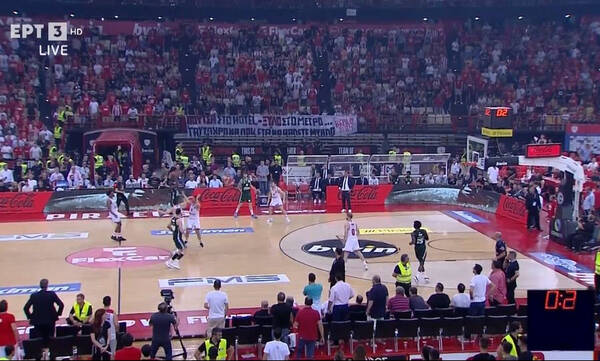 Ολυμπιακός – Παναθηναϊκός AKTOR: Το τρομερό buzzer beater του Γκραντ από το κέντρο (video)