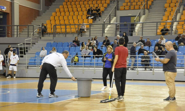 Χανιά: Έβρεξε και… μέσα στο κλειστό της Κλαδισού