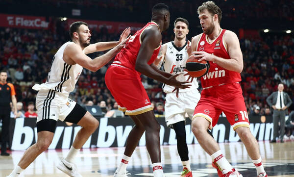 Euroleague: Τον… ξελάσπωσαν Βεζένκοφ και Φουρνιέ