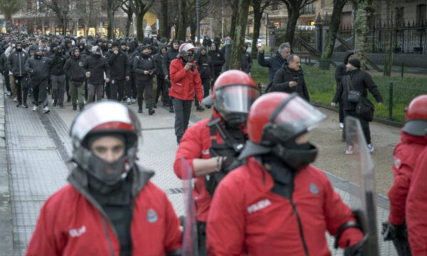 Σύλληψη τριών Ισπανών για επίθεση σε οπαδό του ΠΑΟΚ