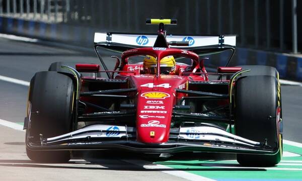 Formula 1: Η Ferrari είναι ξανά εδώ! Ο Χάμιλτον στην pole για το Sprint της Κίνας