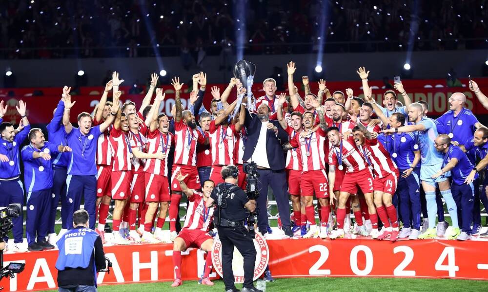 Ολυμπιακός: Πρωταθλητής Ελλάδας για 48η φορά - Η φιέστα και η απονομή του τίτλου