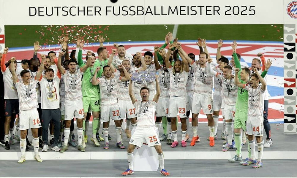 Bundesliga: Συγκινητικό αντίο της Μπάγερν στον Μίλερ - Υποβιβάστηκε η Μπόχουμ του Μασούρα