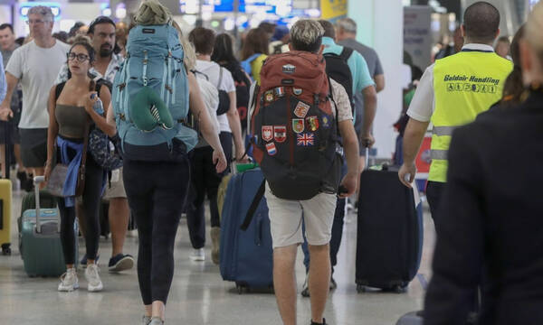 Τουρισμός: Στα ύψη η επισκεψιμότητα στην Ελλάδα το πρώτο 3μηνο του 2025