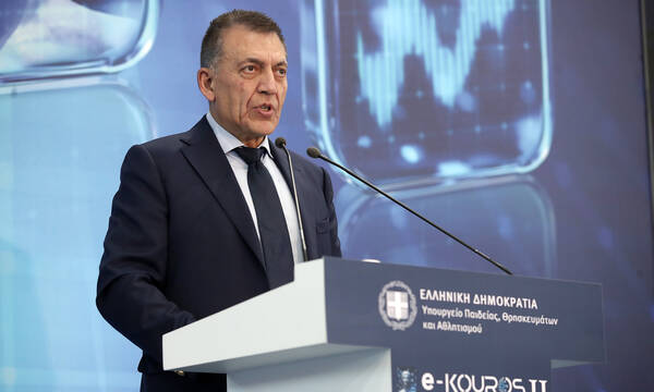 Βρούτσης: «Οριστικά διακόπτεται το πρωτάθλημα αν δεν έρθουν στο ραντεβού»