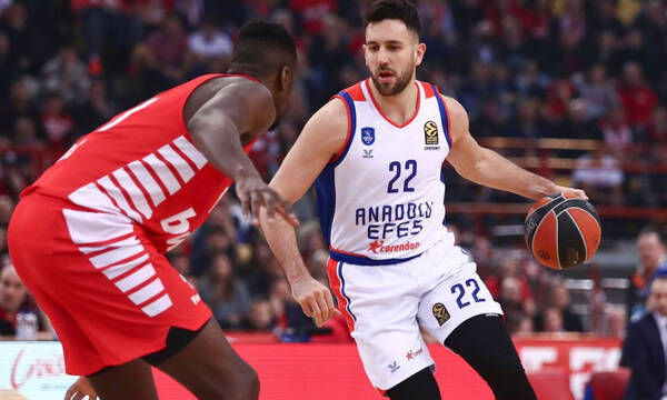 Κατηγορηματική διάψευση Ολυμπιακού για Βασίλιε Μίσιτς