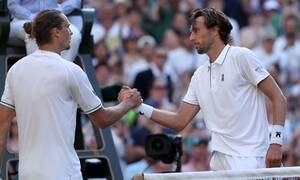 Wimbledon: Αποκλεισμοί που σοκάρουν στον πρώτο γύρο - Η Ριμπάκινα αντίπαλος της Σάκκαρη