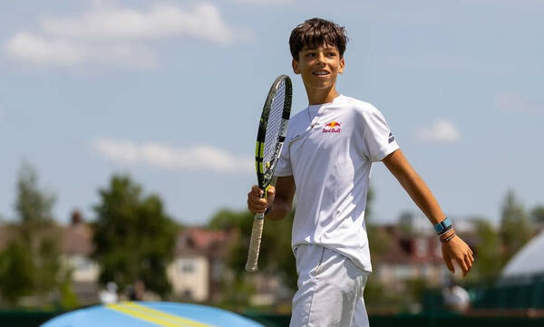Ραφαήλ Παγώνης: Έχασε τον τίτλο στο Wimbledon U14, αλλά το μέλλον ανήκει στον Έλληνα «Ράφα»
