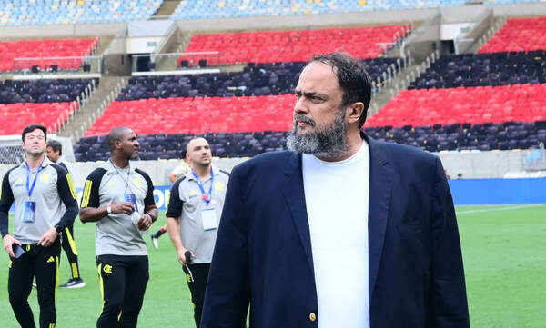 Ο Βαγγέλης Μαρινάκης αναλαμβάνει την ανακαίνιση του Παναθηναϊκού Σταδίου