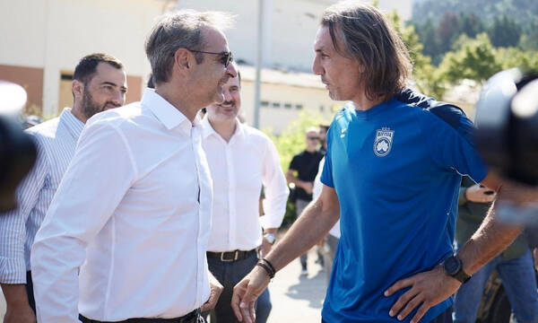 Τυχαία συνάντηση της αποστολής της Κηφισιάς με τον Κυριάκο Μητσοτάκη
