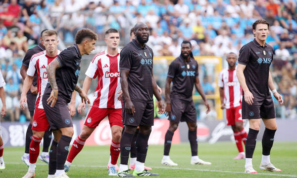 Νάπολι – Ολυμπιακός 2-1: Οι πρωταθλητές Ιταλίας του εμφάνισαν τις αδυναμίες του