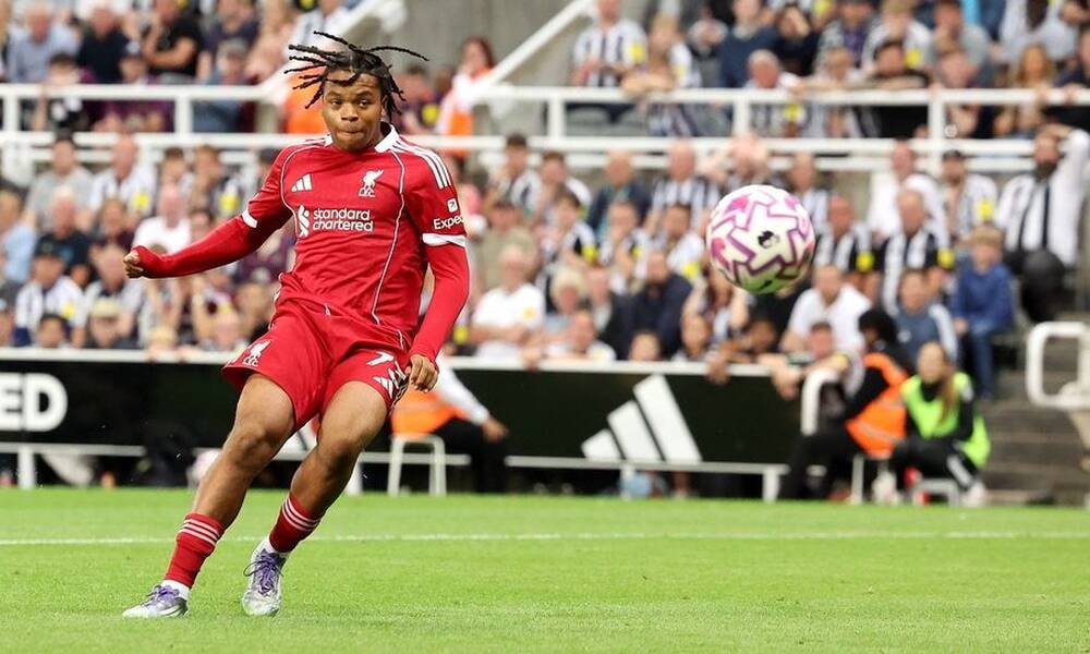Premier League: Ο 17χρονος Ενγκουμόα έσωσε τη Λίβερπουλ κόντρα στην ηρωική Νιούκαστλ
