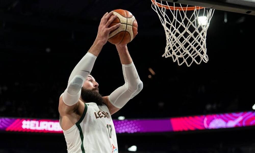 Eurobasket 2025: Η Λιθουανία πήρε το αδιάφορο ματς με τη Σουηδία, αλλά ανησυχεί για νέα απώλεια