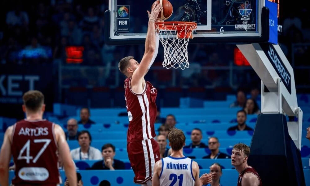 Eurobasket 2025: «Καταιγίδα» από τρίποντα οι Λετονοί και εύκολο +34 με την Τσεχία