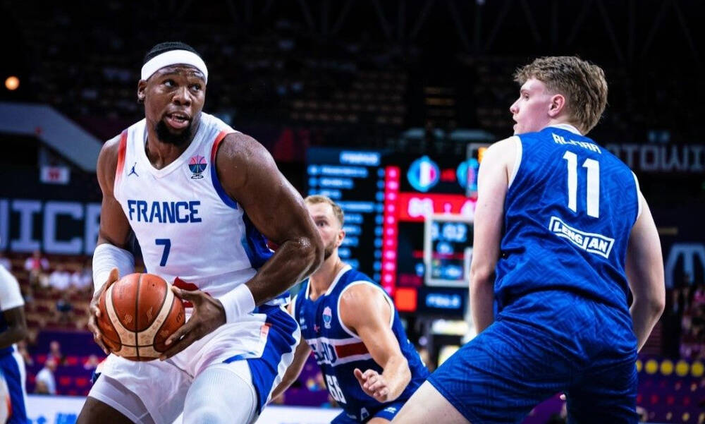 Eurobasket 2025: «Οδοστρωτήρας» η Γαλλία, νίκη 40 πόντων με την Ισλανδία