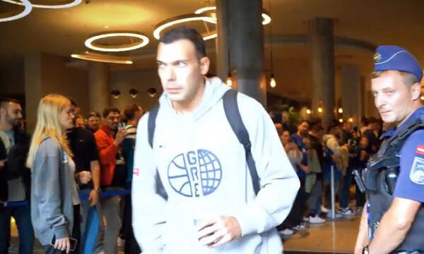 Eurobasket 2025: Αποθέωση για τους διεθνείς κατά την αναχώρηση για το γήπεδο