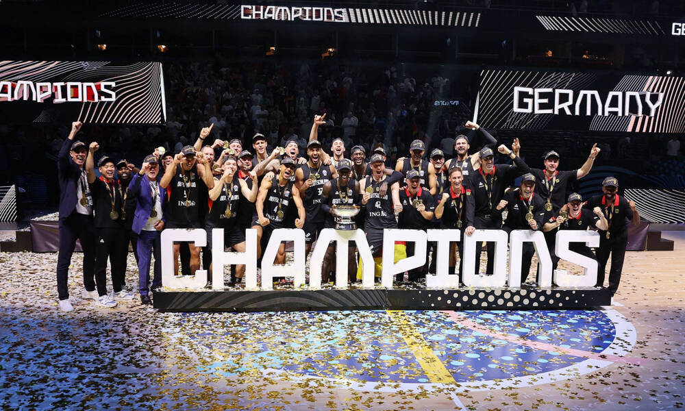 Eurobasket 2025: Γερμανικό γλέντι, τουρκικό κλάμα – Εικόνες από την απονομή