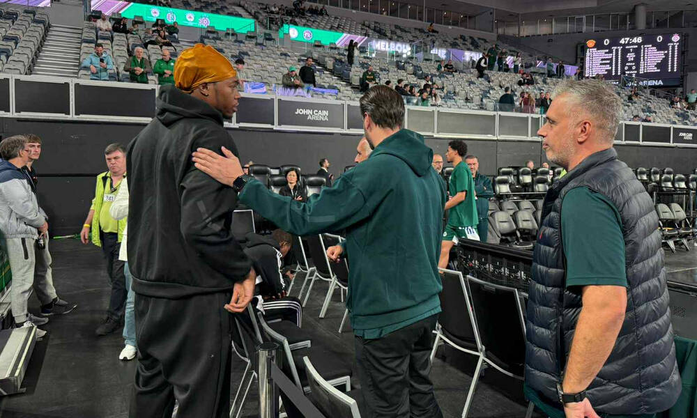 Στο «John Cain Arena» και ο Χολμς (pics, vid)