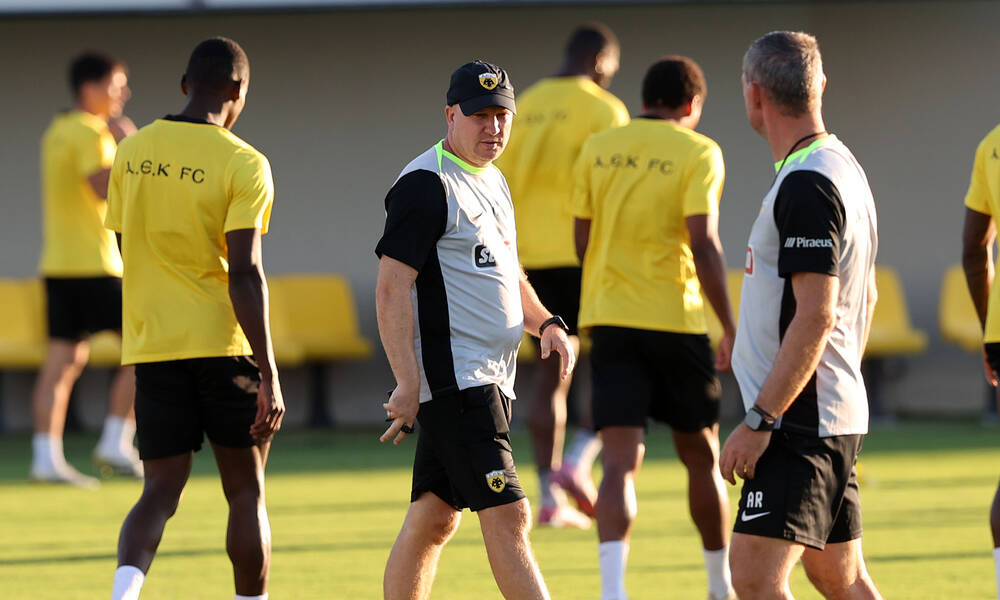 AEK - ΠΑΟΚ: Προπόνηση ενόψει ντέρμπι «Δικεφάλων» στα Σπάτα, ακυρώθηκε το φιλικό με Μαρκό