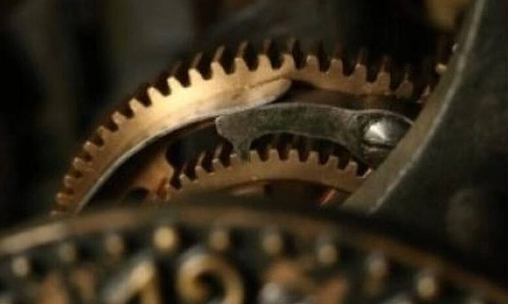 Επιστρέφει η χειμερινή ώρα: Πότε γυρίζουμε τους δείκτες των ρολογιών πισω