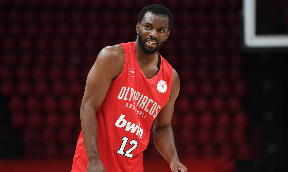 Ολυμπιακός: Μπήκε στις ομαδικές προπονήσεις ο Έβανς – Τι είπε ο Μπαρτζώκας για τον Αμερικανό