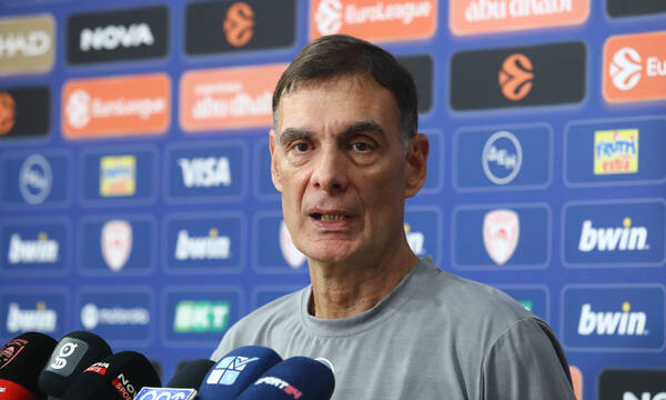 Μπαρτζώκας: «Η ομάδα να παίζει όλη μαζί»