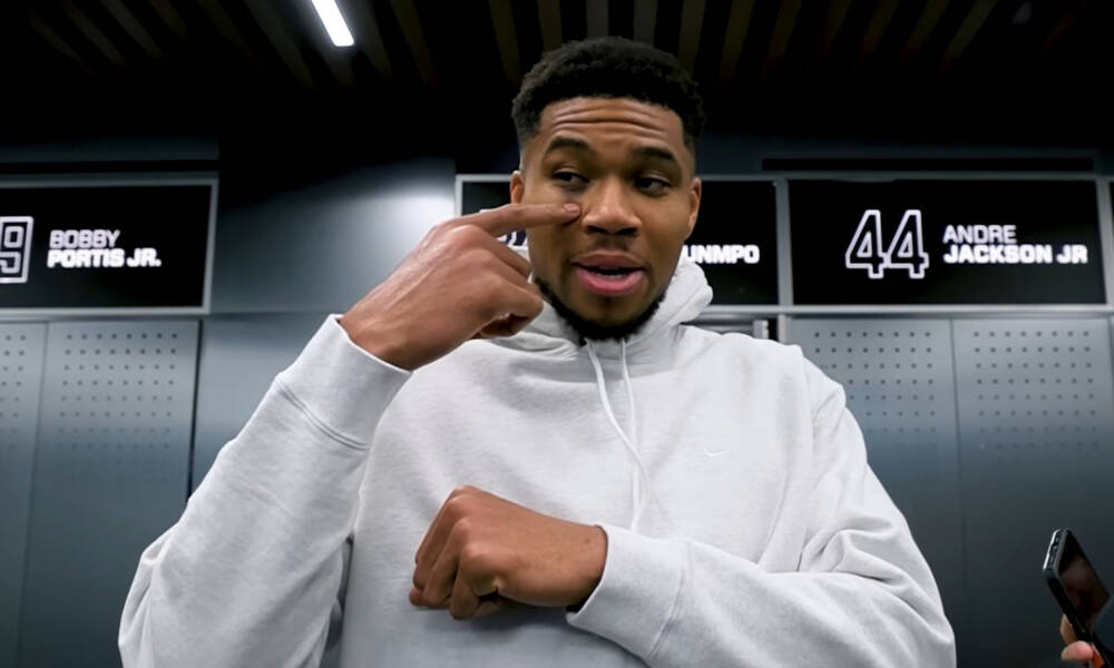 Υπερήρωας Γιάννης Αντετοκούνμπο! Πλακώθηκε με ληστή για να σώσει τη τσάντα μιας κυρίας - Βίντεο