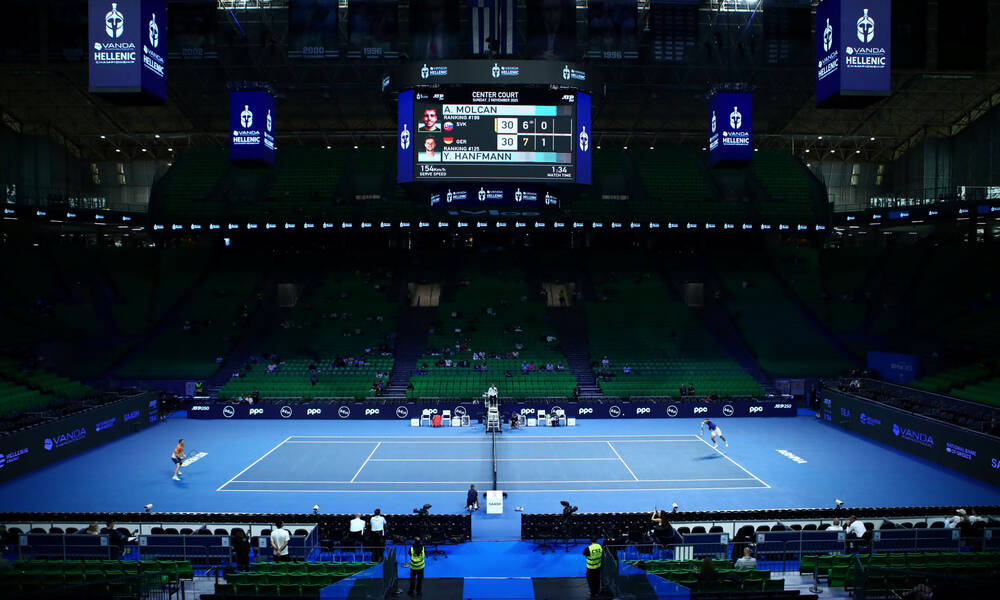 Απίθανο timelapse βίντεο της μεταμόρφωσης του Telekom Center Athens σε γήπεδο τένις