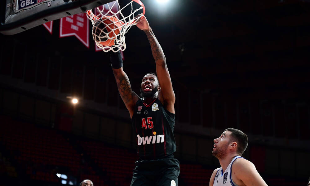 Ολυμπιακός - Ηρακλής 103-87: «Καθάρισε» στο τέλος με Βεζένκοφ και Χολ - Βίντεο