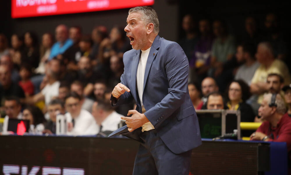 Ξέσπασμα Ηλία Παπαθεοδώρου: «Παίζεται κουκλοθέατρο στο ελληνικό μπάσκετ» 