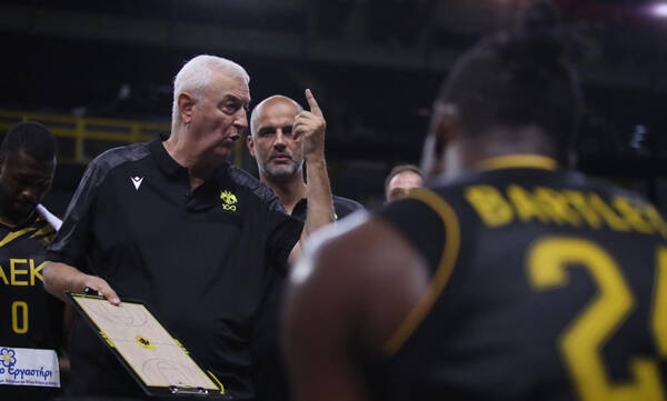 AEK: «Εγώ είμαι εδώ», ξεκαθάρισε ο Σάκοτα – Εκτός προπόνησης Γκρέι και Σίλβα