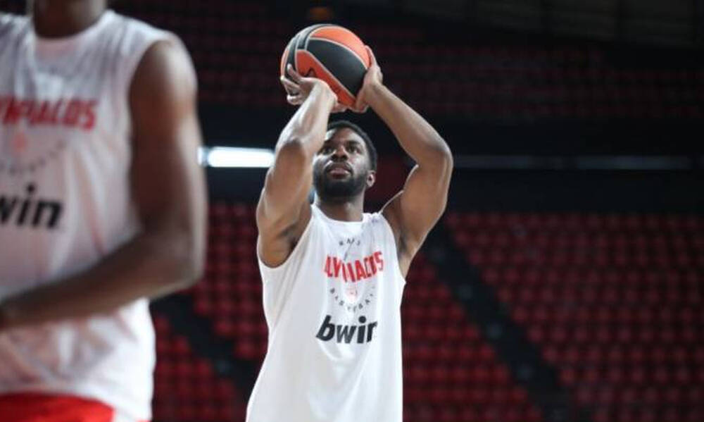 Ολυμπιακός: Προπονήθηκε ο Έβανς και παίζει την Κυριακή