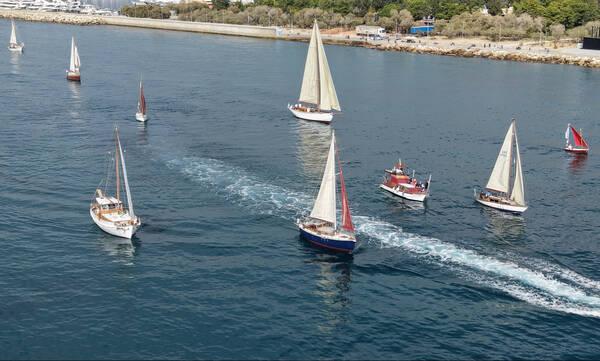 Ιστιοπλοΐα: μαγική εικόνα η πρώτη γιορτή των ξύλινων σκαφών που διοργάνωσε ο ΝΟ Αμφιθέας