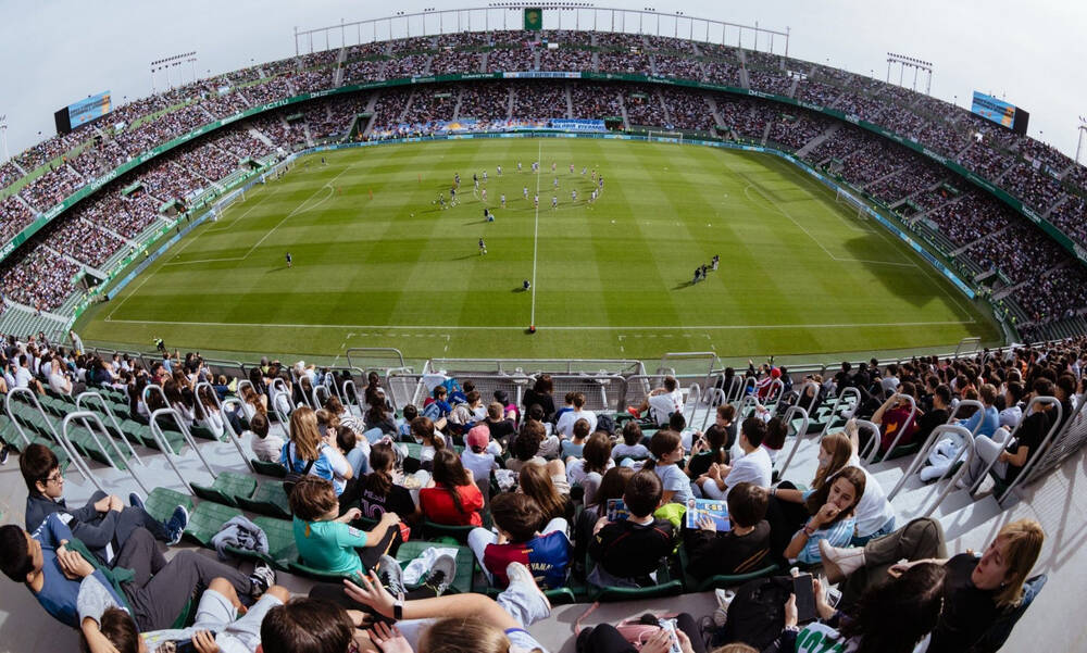 Απίστευτη λατρεία: 20.000 άνθρωποι για να δουν τον Λιονέλ Μέσι να προπονείται