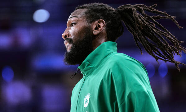 Ο Κένεθ Φαρίντ έκανε… poster τον Ταβάρες – Δείτε video 