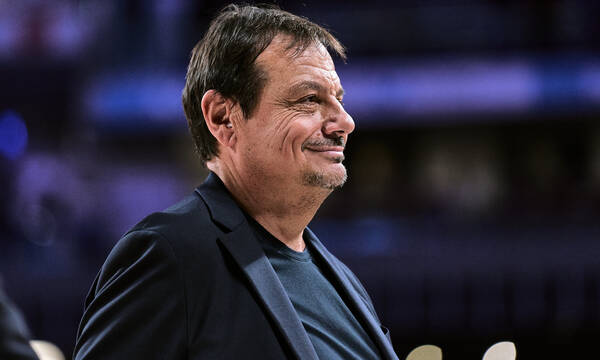 Ο Σενγκούν αποθέωσε Εργκίν Αταμάν 