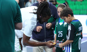   Παναθηναϊκός AKTOR - Aρης: Οι οικογένειες στο σπίτι τους